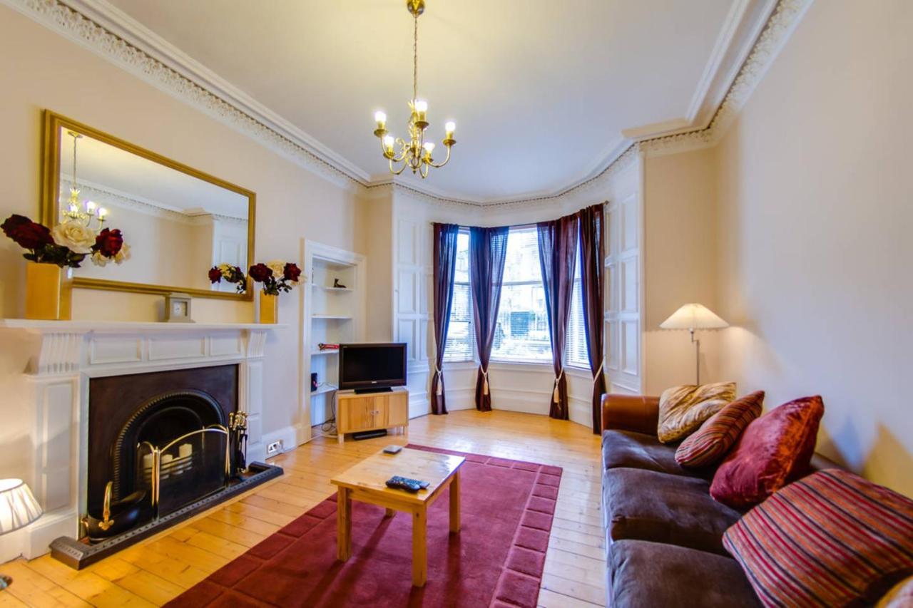 Joivy Spacious Next To The Meadows Appartement *